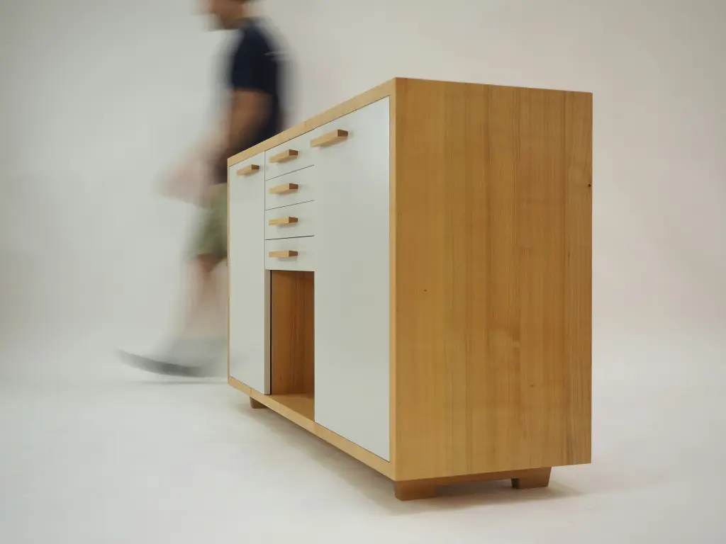 unsplash_1eVYwkNHqVU_mueble.webp